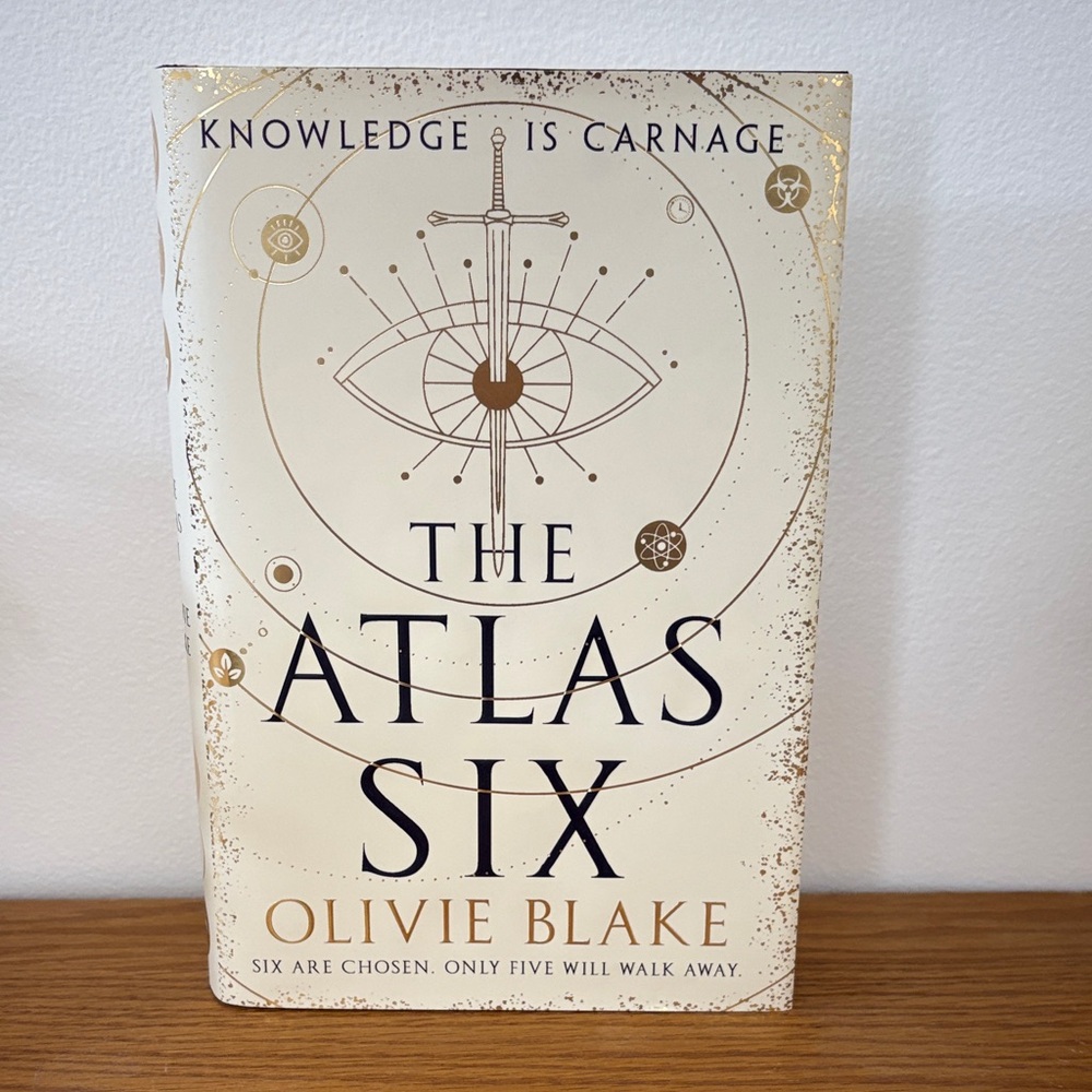 The Atlas Six by Olivie Blake Fairyloot Edition